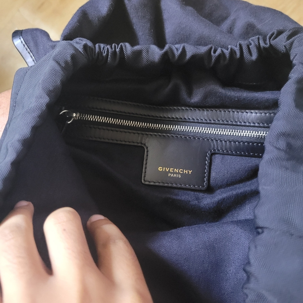 Givenchy backpack - Picture 4 of 6